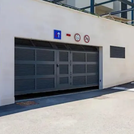 N&b Apartmán